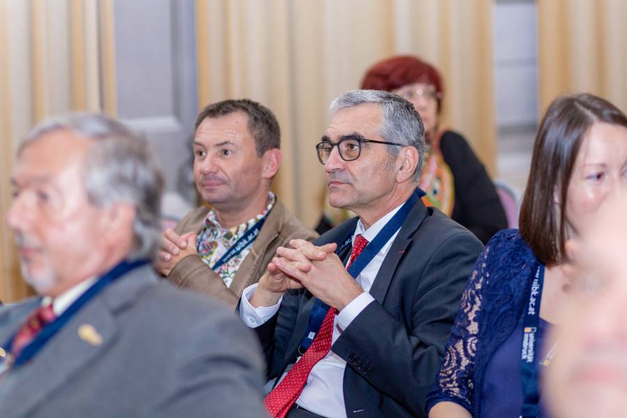 img_3052_web.jpg